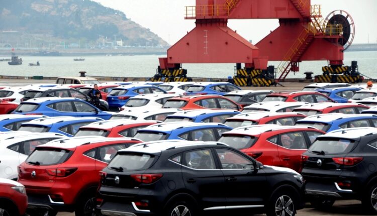 مبيعات السيارات في الصين تسجل أكبر هبوط في 7 سنوات مع تعثر محرك النمو