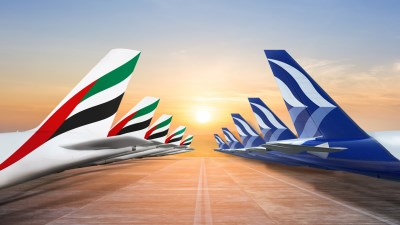 طيران الإمارات تبرم شراكة بالرمز مع الناقلة اليونانية «إيجيان»