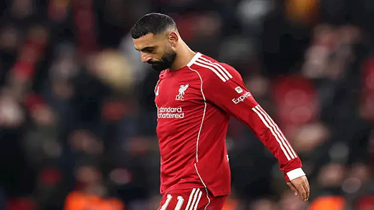 محمد صلاح على صفيح ساخن… الخلاف يهدد مستقبله مع ليفربول