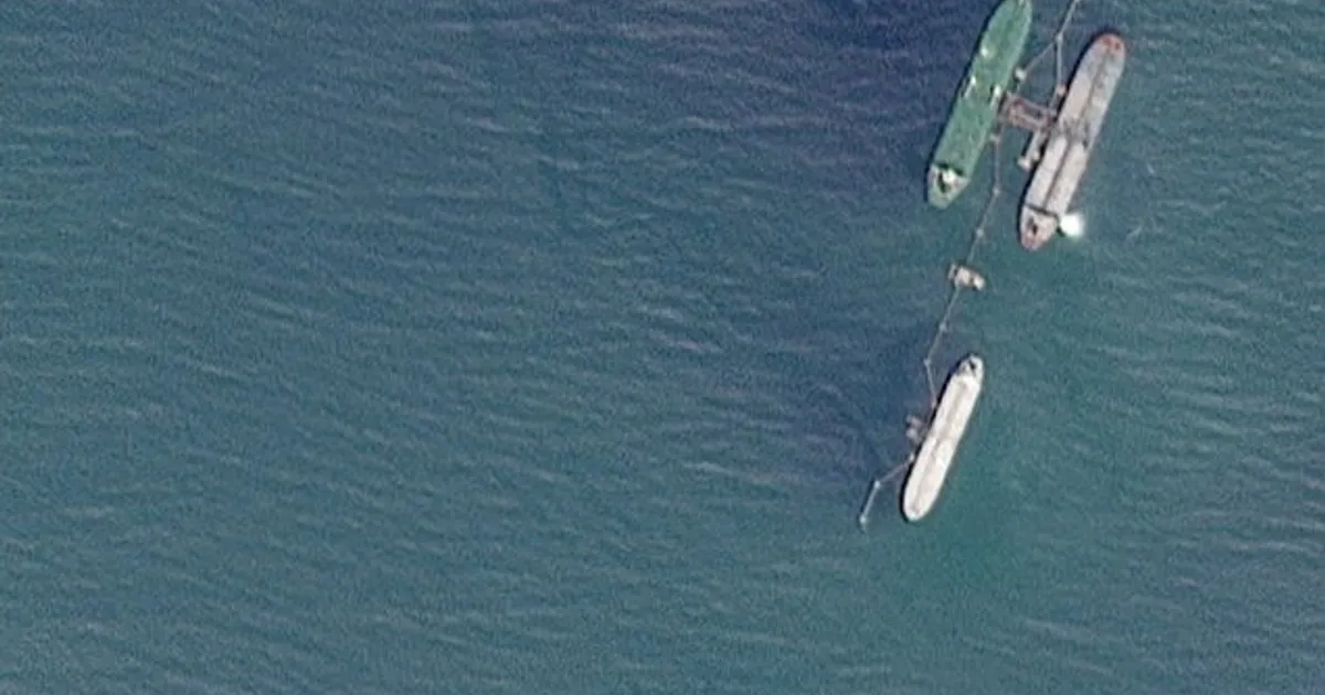 روسيا تراقب بقلق ناقلة نفط مرتبطة بفنزويلا وسط تقارير عن ملاحقتها من القوات الأمريكية