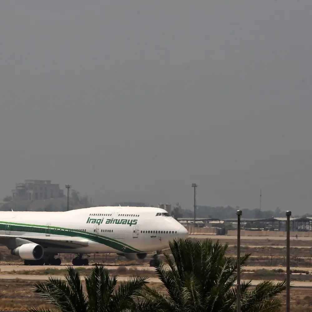 إعادة فتح مدرج مطار بغداد الدولي بعد إصلاح أعطال إنارة مفاجئة