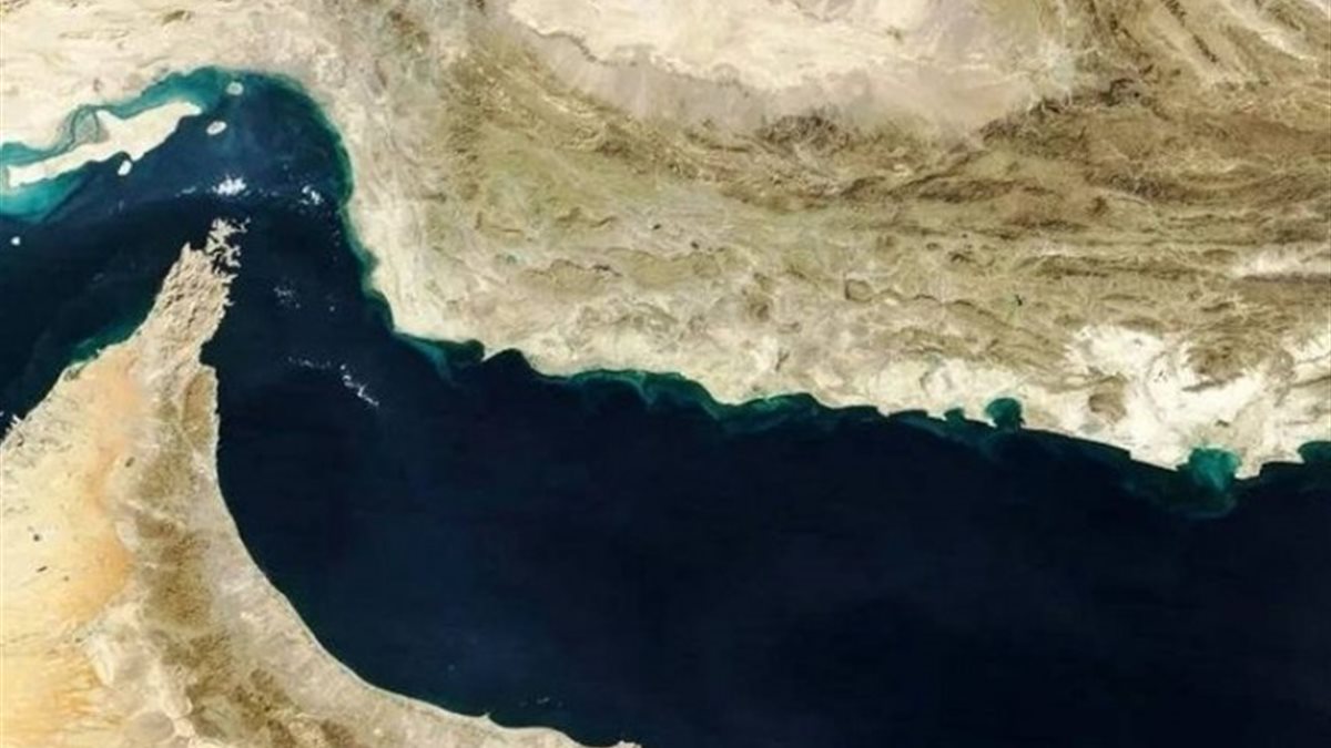 خط «سوميد» المصري يبرز بديلاً لنقل النفط مع إغلاق مضيق هرمز