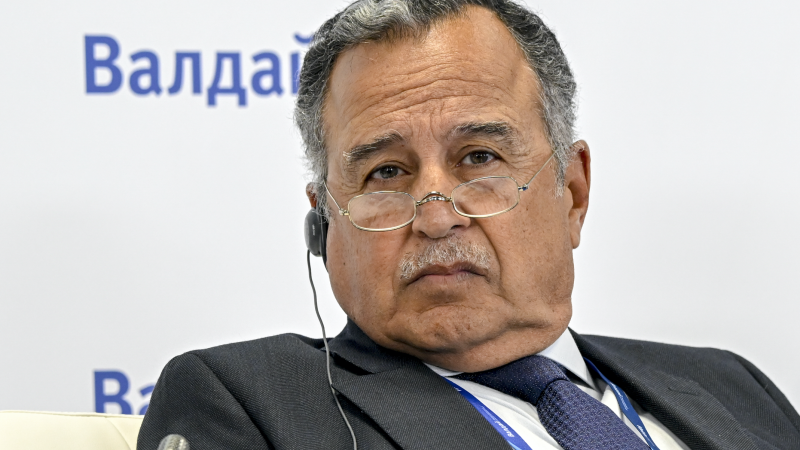 نبيل فهمي على أبواب قيادة الجامعة العربية.. خبرة مصرية عريقة لمواجهة أصعب أزمات المنطقة!