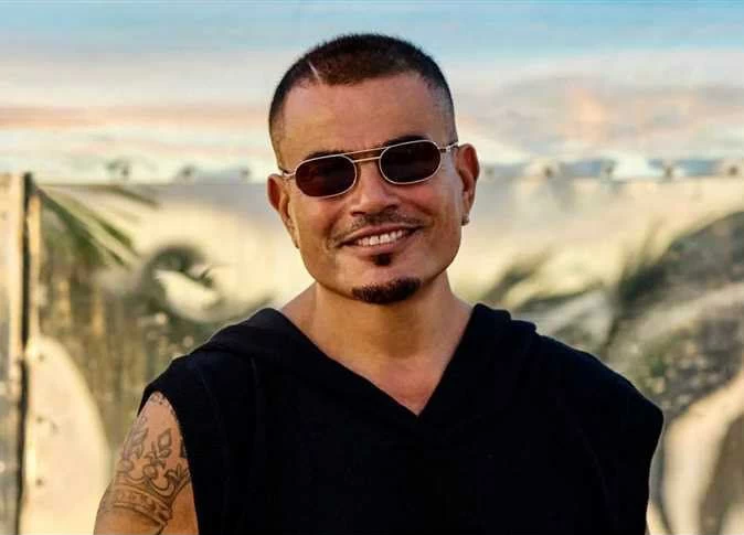 الجزائر تحذر من حفل وهمي لعمرو دياب.. تذاكر مزيفة واحتيال على بيانات المواطنين
