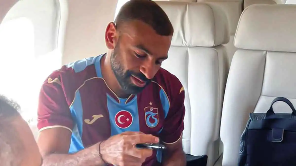 قصة شعر محمد صلاح تغزو حلاقين في تركيا بعد انتقاله إلى طرابزون سبور