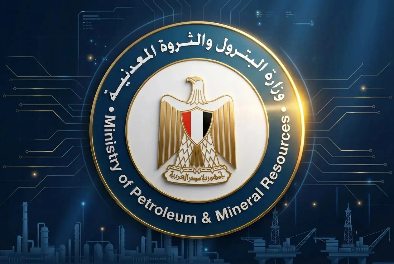 كسر خط غاز أسفل ترعة الإسماعيلية..وزارة البترول: لا تأثير على إمدادات العملاء