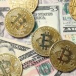 استقرار الدولار والعملات الرئيسية.. وتراجع محدود لبتكوين وإيثر