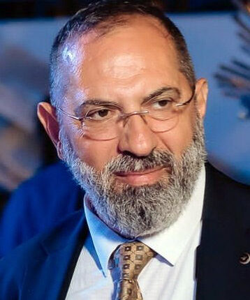 أكرم مندامي زين الدين