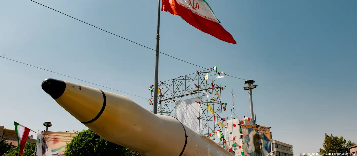 تصعيد عسكري بين واشنطن وطهران يهدد أمن المنطقة.. وترامب يتوعد إيران بضربات جديدة