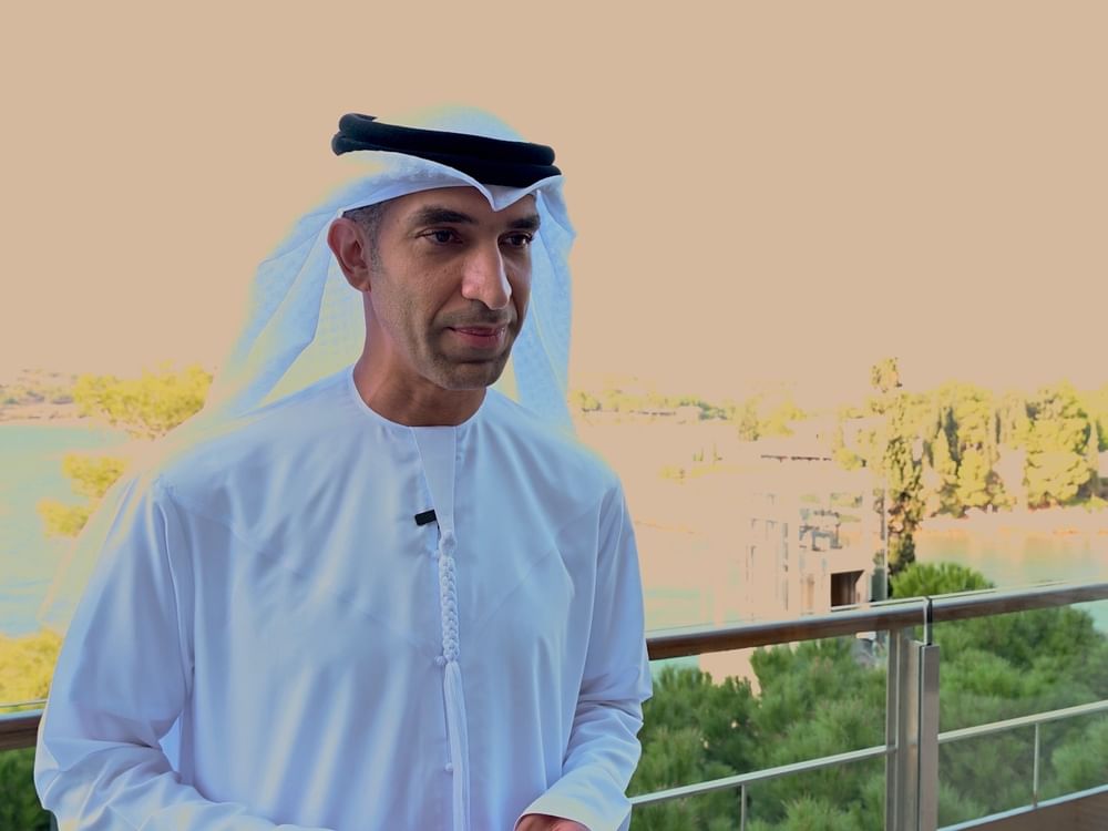 الإمارات تتجه لاستثمار 15 مليار دولار إضافية في اليونان خلال 8 سنوات