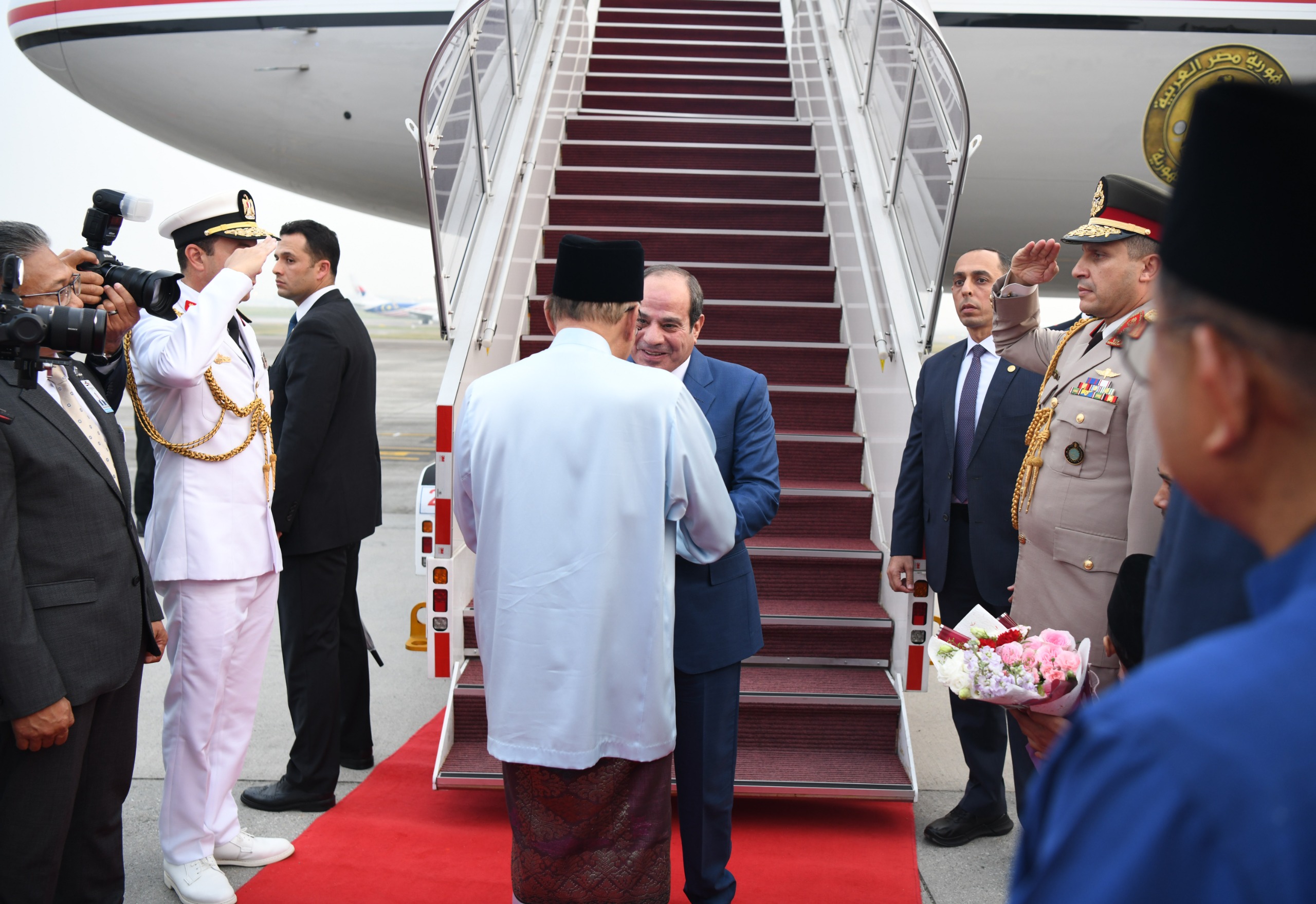 السيسي يبدأ زيارة دولة لماليزيا لتعزيز الشراكة المصرية الماليزية