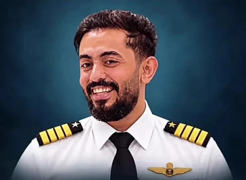 الخطوط السعودية تنعى الكابتن حمود الكلثمي وتعلن عودة الرحلات إلى طبيعتها بالرياض